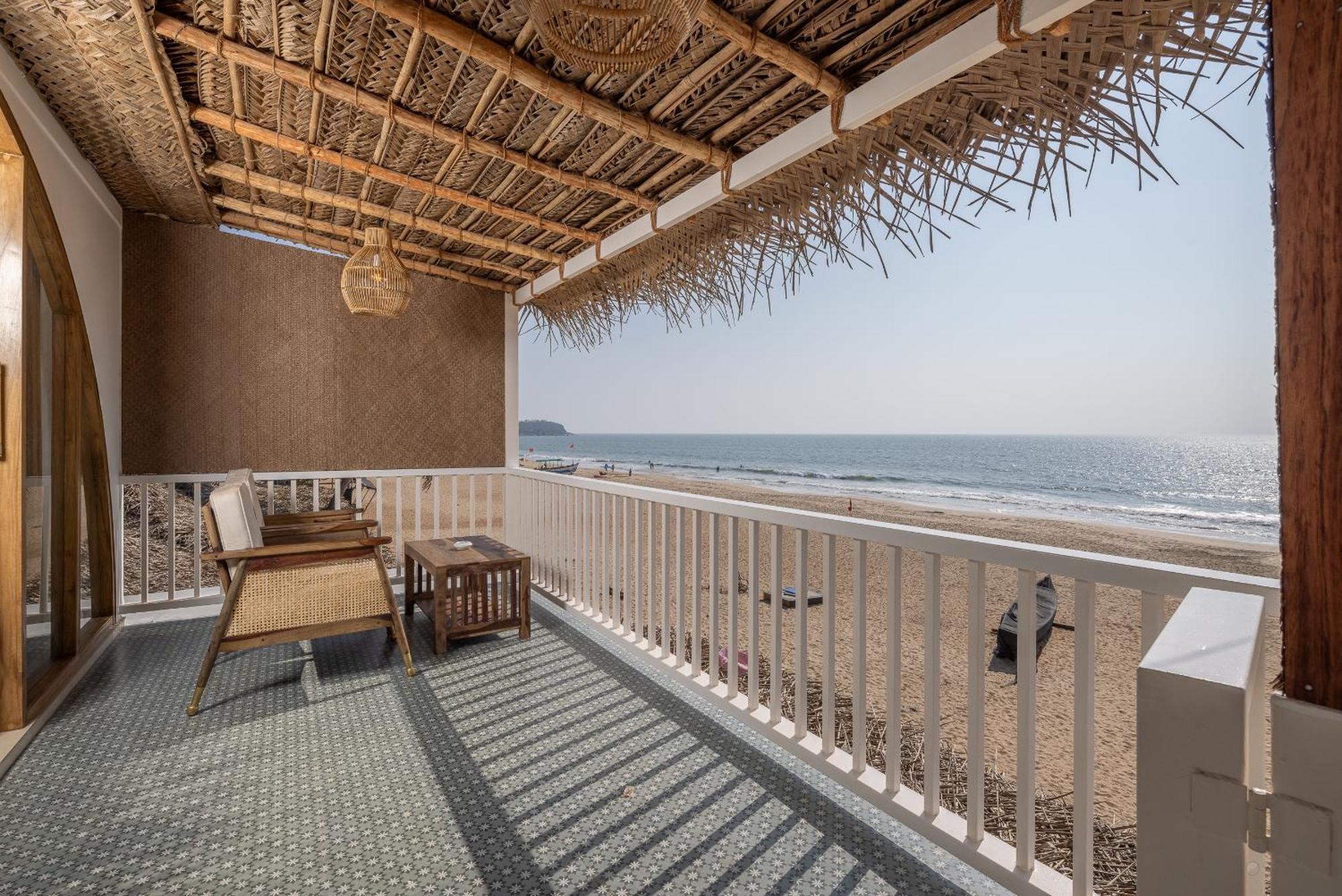 The Shore Agonda Exterior photo